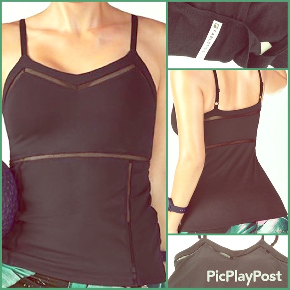 Fabletics Tops - Fabletics Brooklyn Tank, built in bra. Black SZ.XXS NWOT